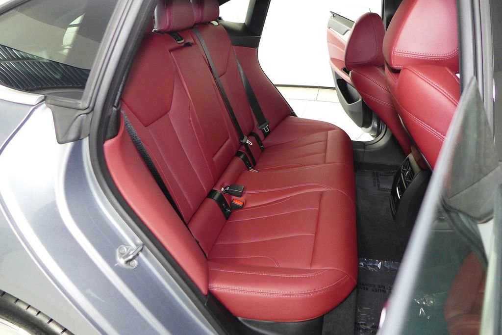 Used 2023 BMW i4 eDrive35 w/ Premium Package RWD image 20