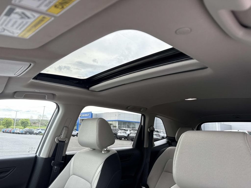 Used 2024 Honda CR-V EX image 4