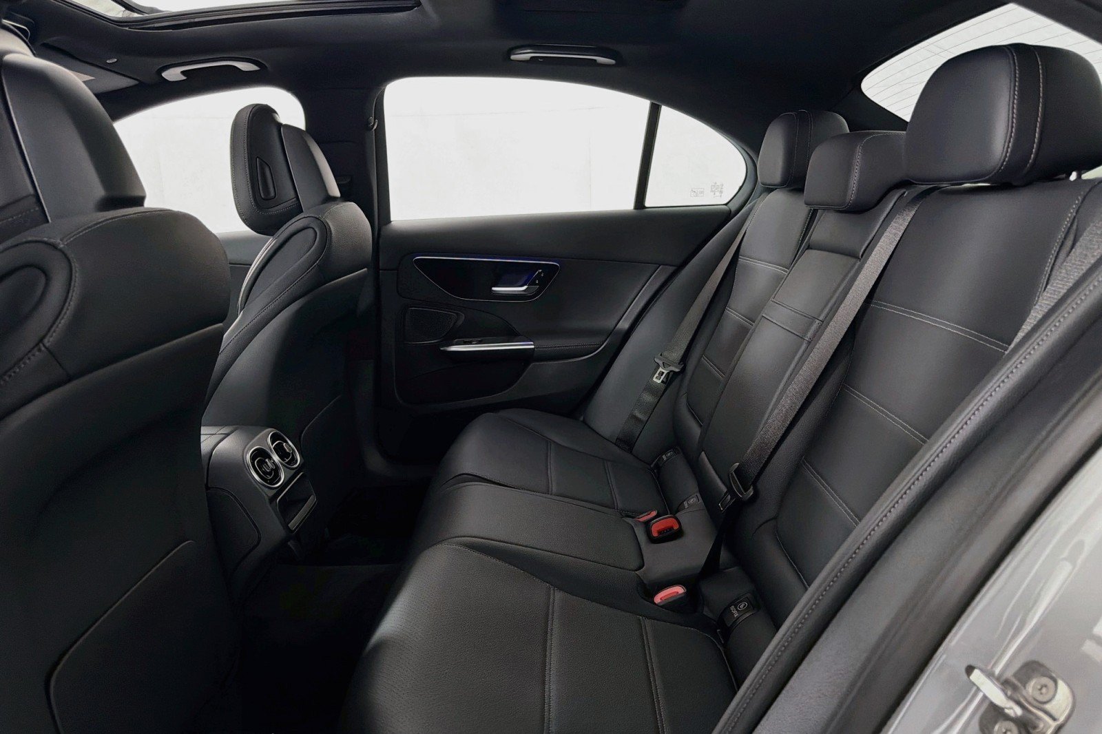 New 2026 Mercedes-Benz C 300 Sedan image 7