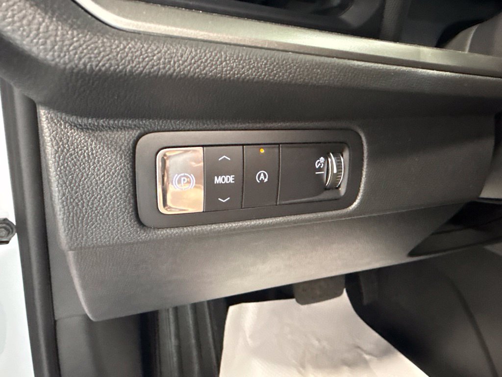 New 2026 Chevrolet Traverse LT w/ Enhanced Driving Package FWD image 8