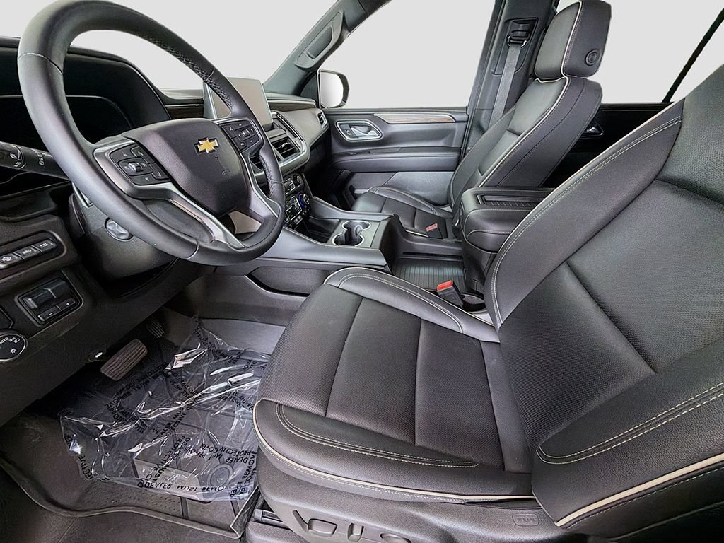 Used 2024 Chevrolet Tahoe Premier w/ Premium Package AWD/4WD image 25