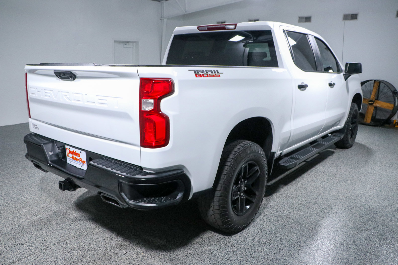 Used 2023 Chevrolet Silverado 1500 LT Trail Boss w/ Protection Package image 7