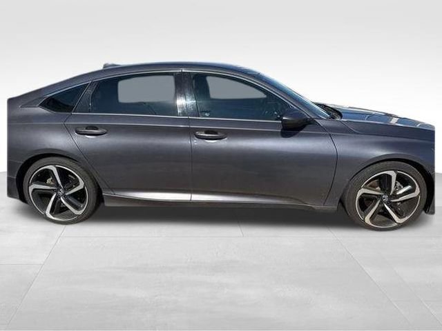 Used 2018 Honda Accord Sport image 4