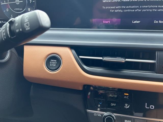 Used 2024 Kia Seltos EX FWD image 24