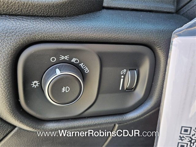 New 2025 RAM 3500 Tradesman w/ Chrome Appearance Group image 26