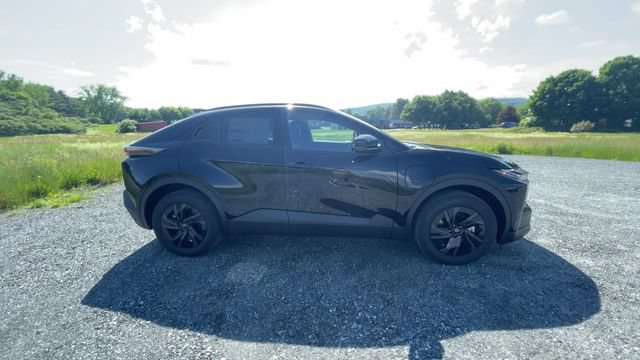 New 2026 Toyota C-HR AWD/4WD image 9