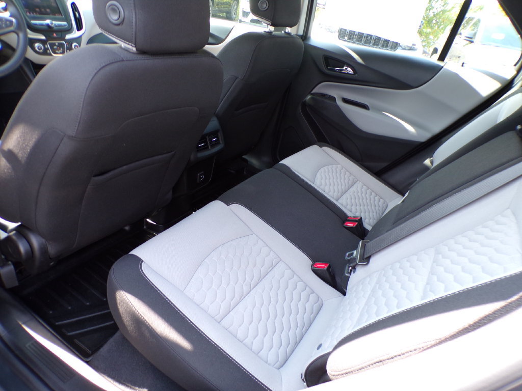 Used 2021 Chevrolet Equinox LS AWD/4WD image 15