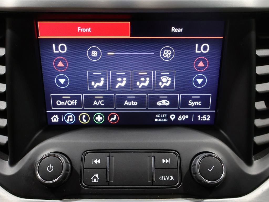 Used 2023 GMC Acadia SLE image 31