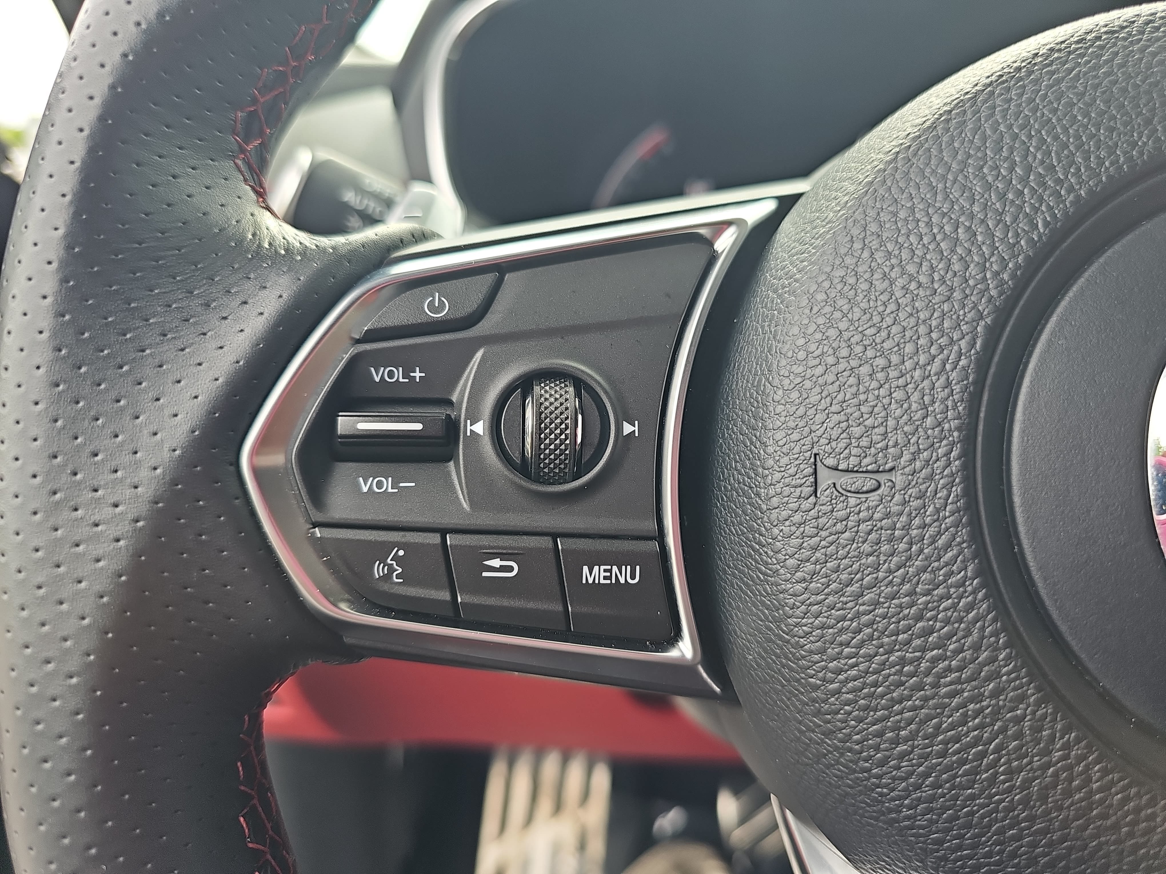 Certified 2025 Acura MDX A-Spec AWD/4WD image 17