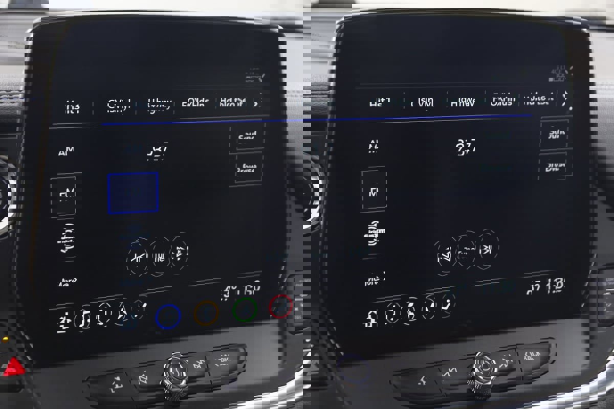 Used 2023 Chevrolet Blazer RS image 38