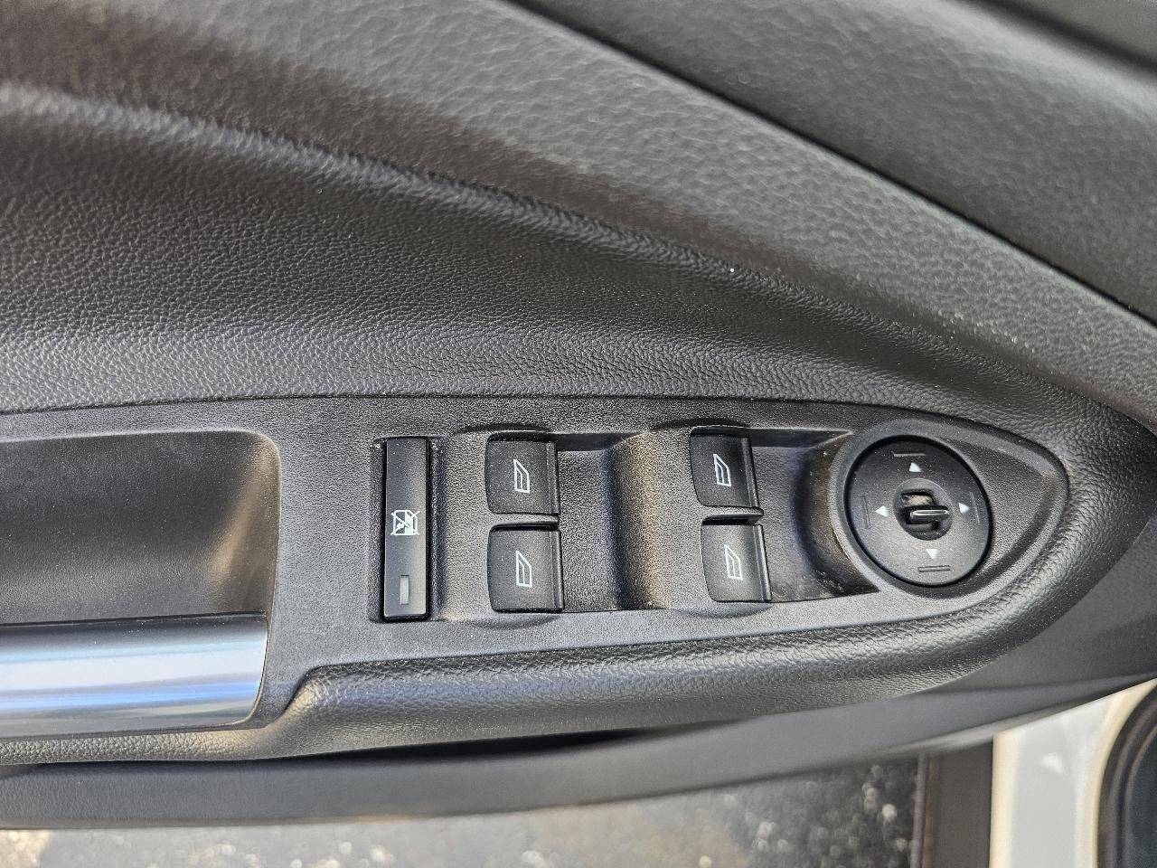 Used 2013 Ford Escape SE AWD/4WD image 5