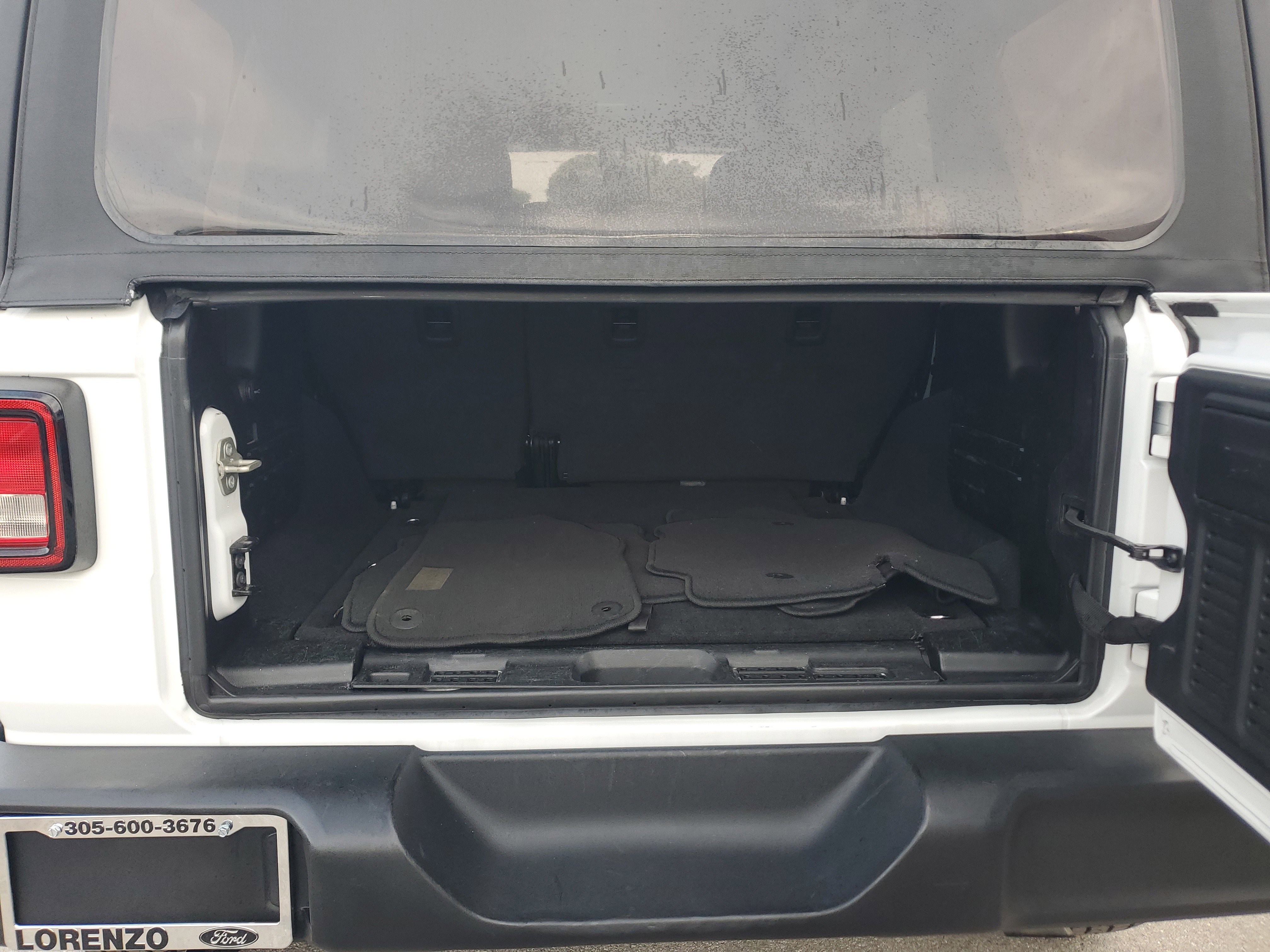 Used 2023 Jeep Wrangler Sport image 14