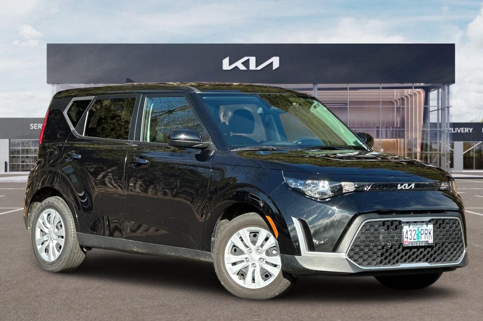 Certified 2024 Kia Soul LX image 2