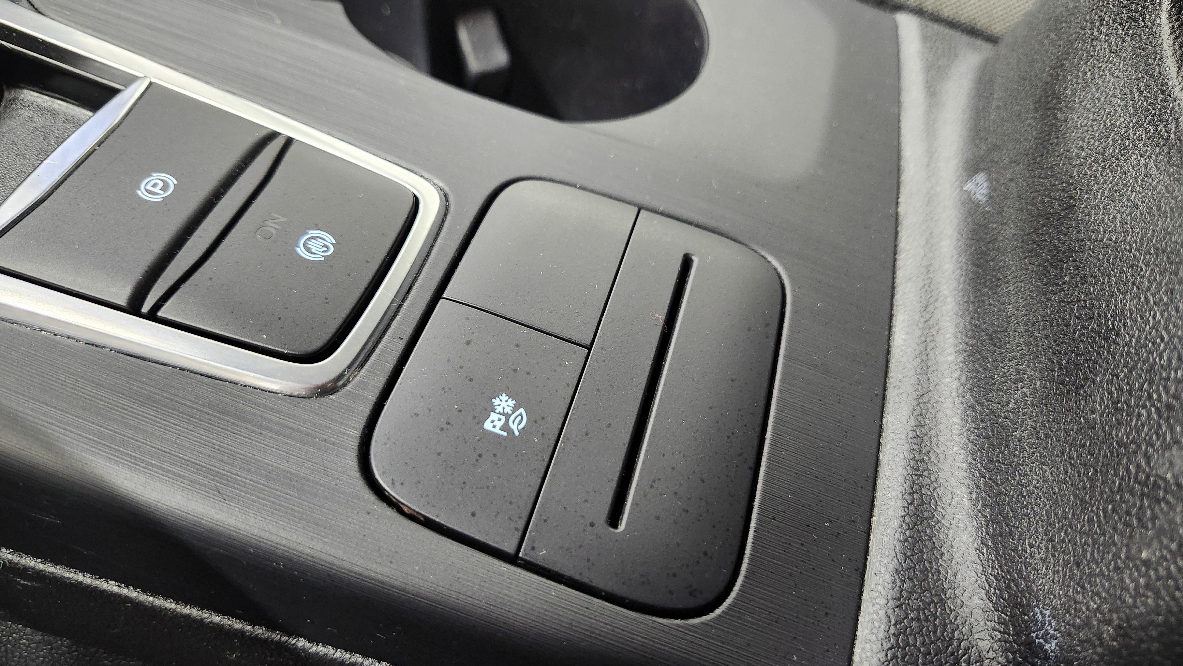 Used 2021 Ford Escape SE image 10