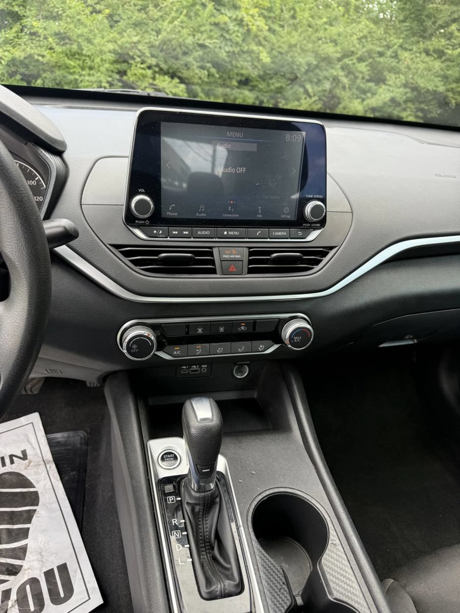 Used 2020 Nissan Altima 2.5 S FWD image 11