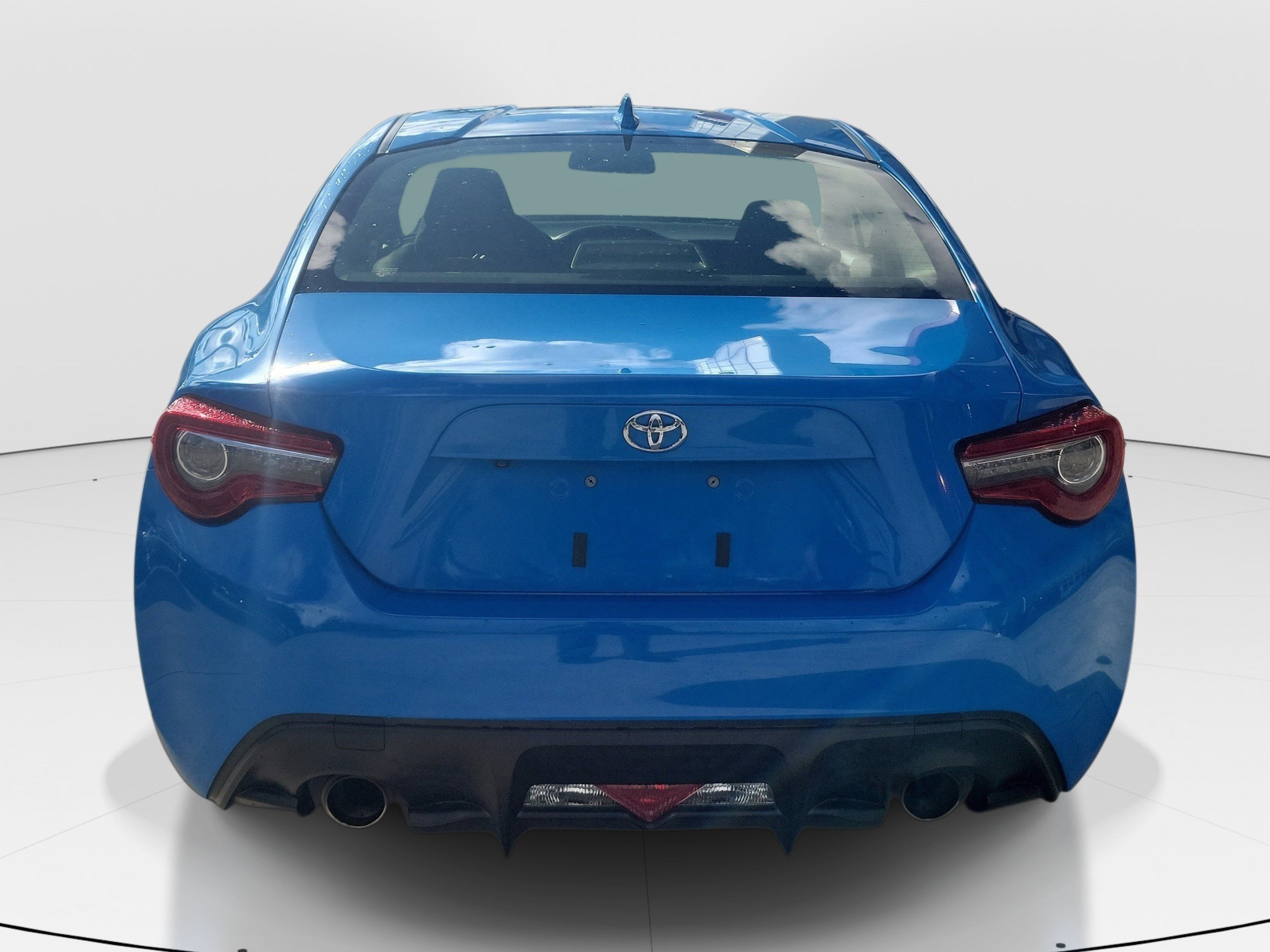 Used 2020 Toyota 86 RWD image 6
