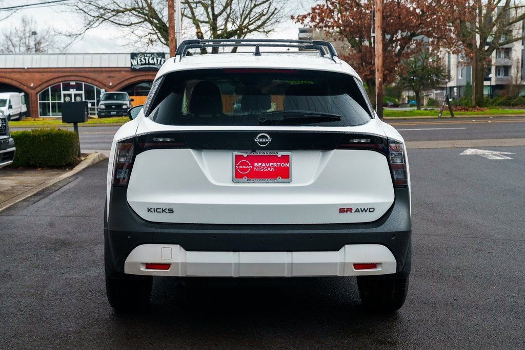 New 2026 Nissan Kicks SR w/ Cold Weather Package AWD/4WD image 5