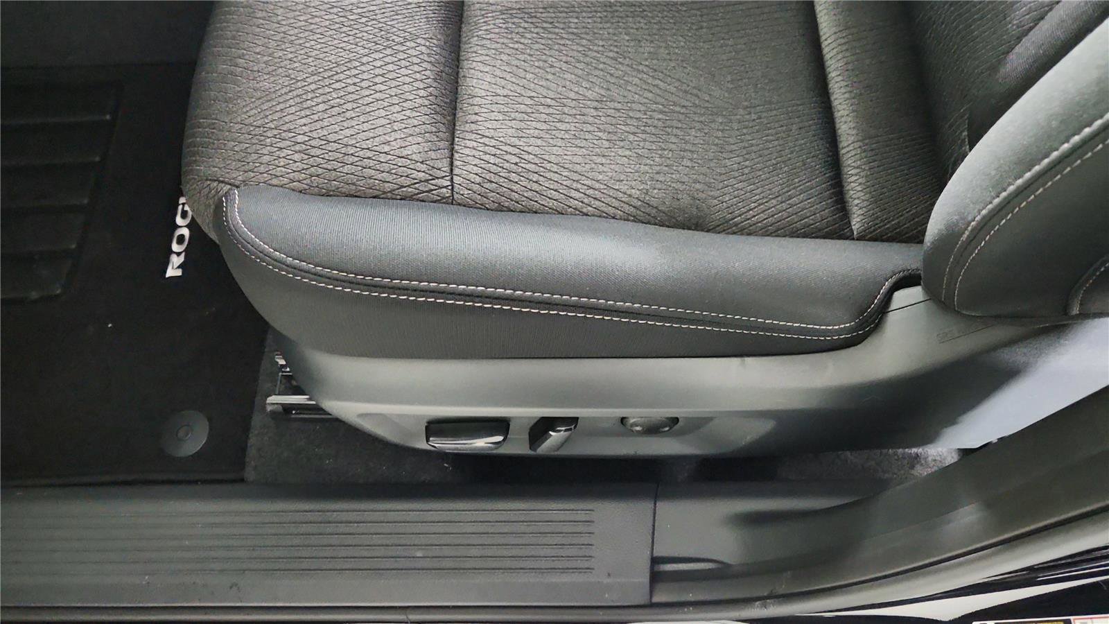 New 2026 Nissan Rogue SV w/ Cold Weather Package image 17