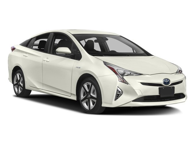 Certified 2017 Toyota Prius Three Touring w/ Appearance Package FWD image 6