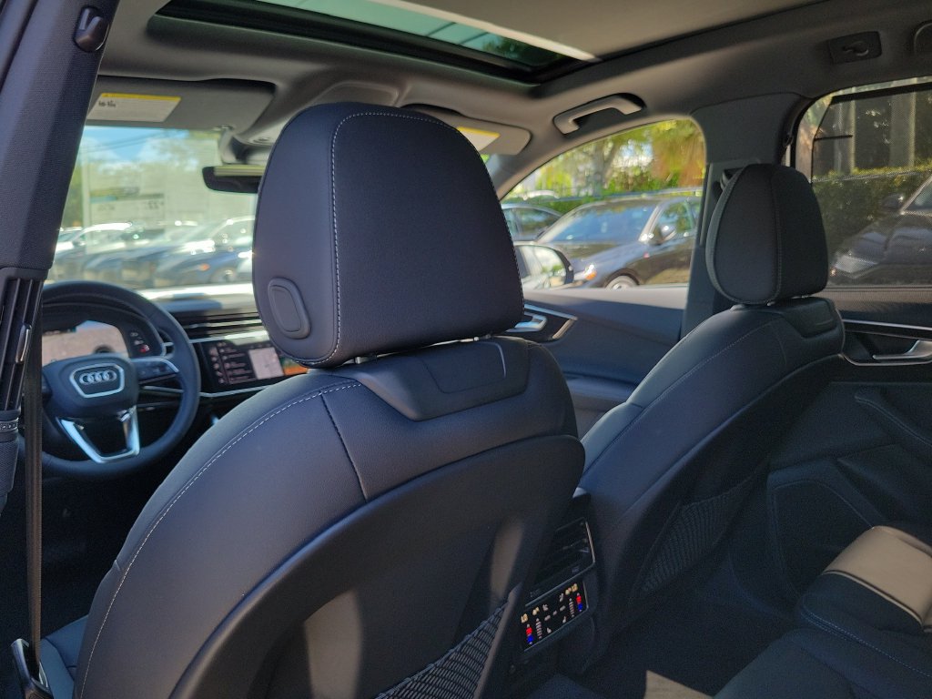 New 2026 Audi Q7 2.0T Premium Plus AWD/4WD image 25