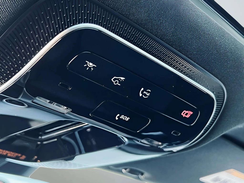 Used 2024 Mercedes-Benz C 300 4MATIC Sedan image 7