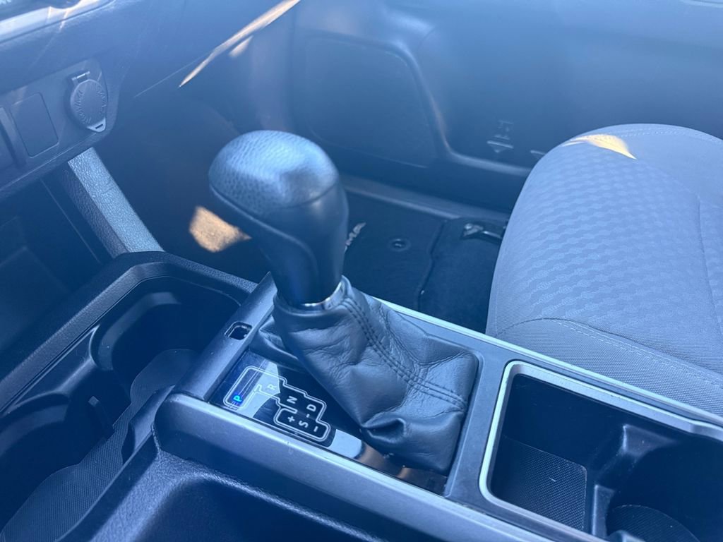 Used 2021 Toyota Tacoma SR5 image 27