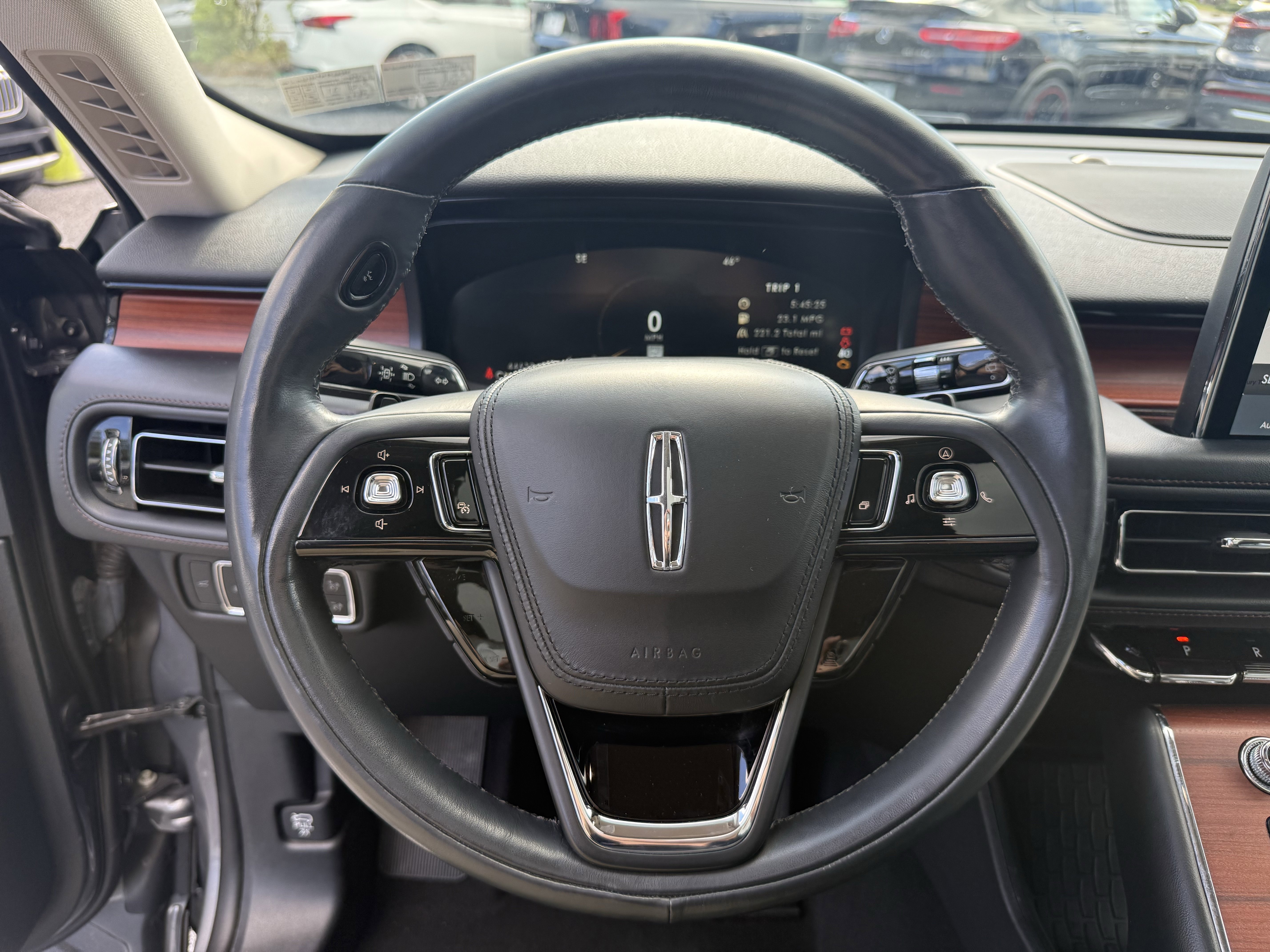 Used 2021 Lincoln Aviator Reserve w/ Equipment Group 201A image 15