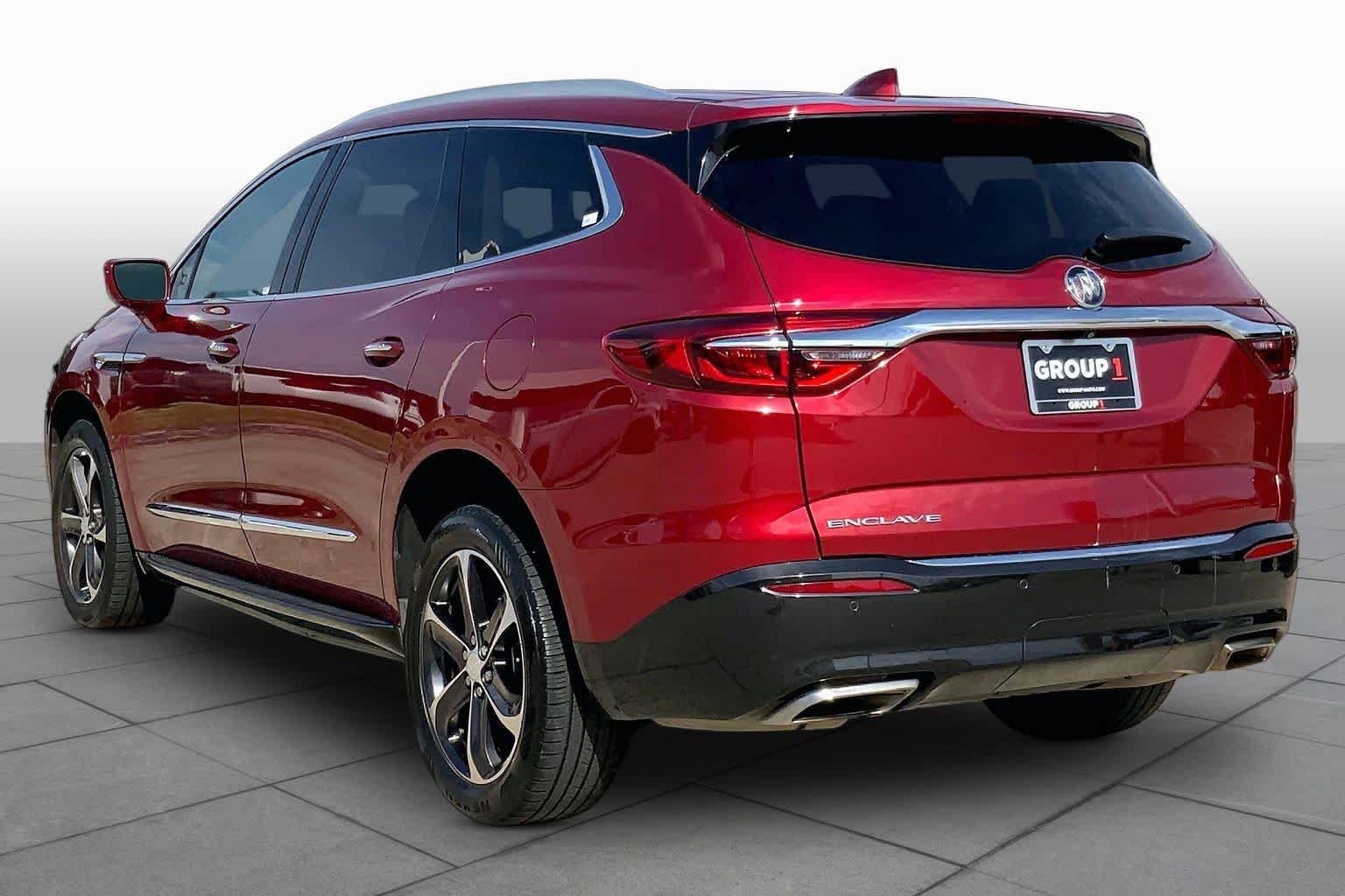 Used 2020 Buick Enclave Essence w/ LPO, Touring Package FWD image 12