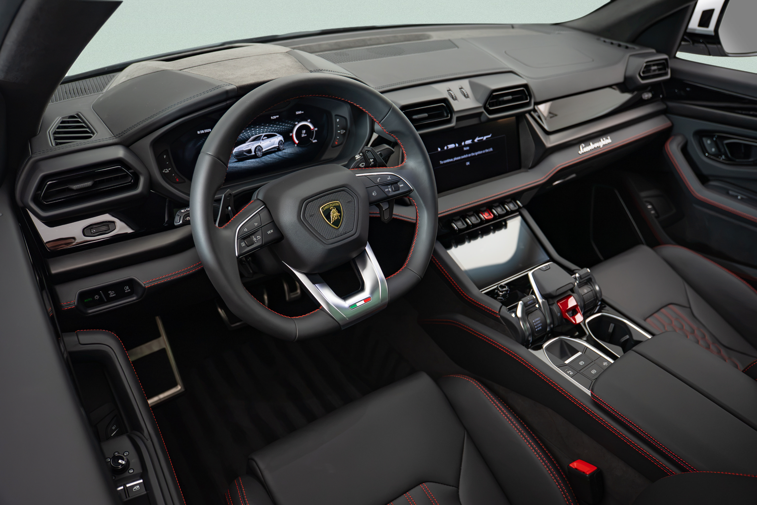 Used 2025 Lamborghini Urus SE AWD/4WD image 7