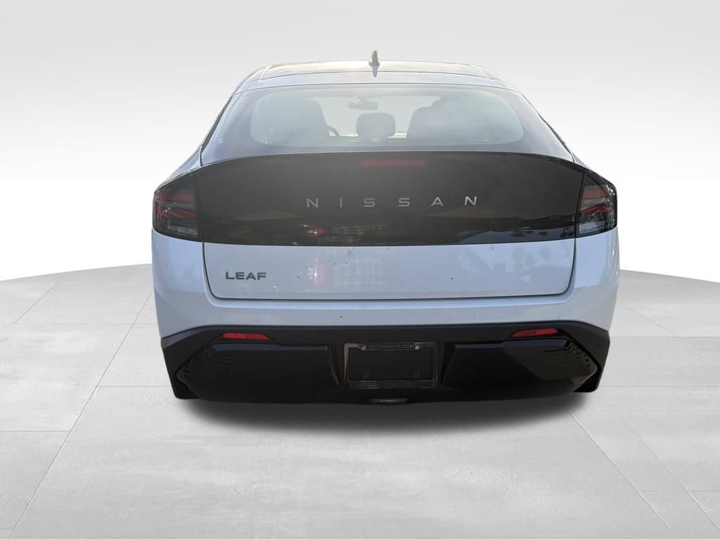 New 2026 Nissan Leaf SV+ w/ Floor Mat Package (SV+) image 6