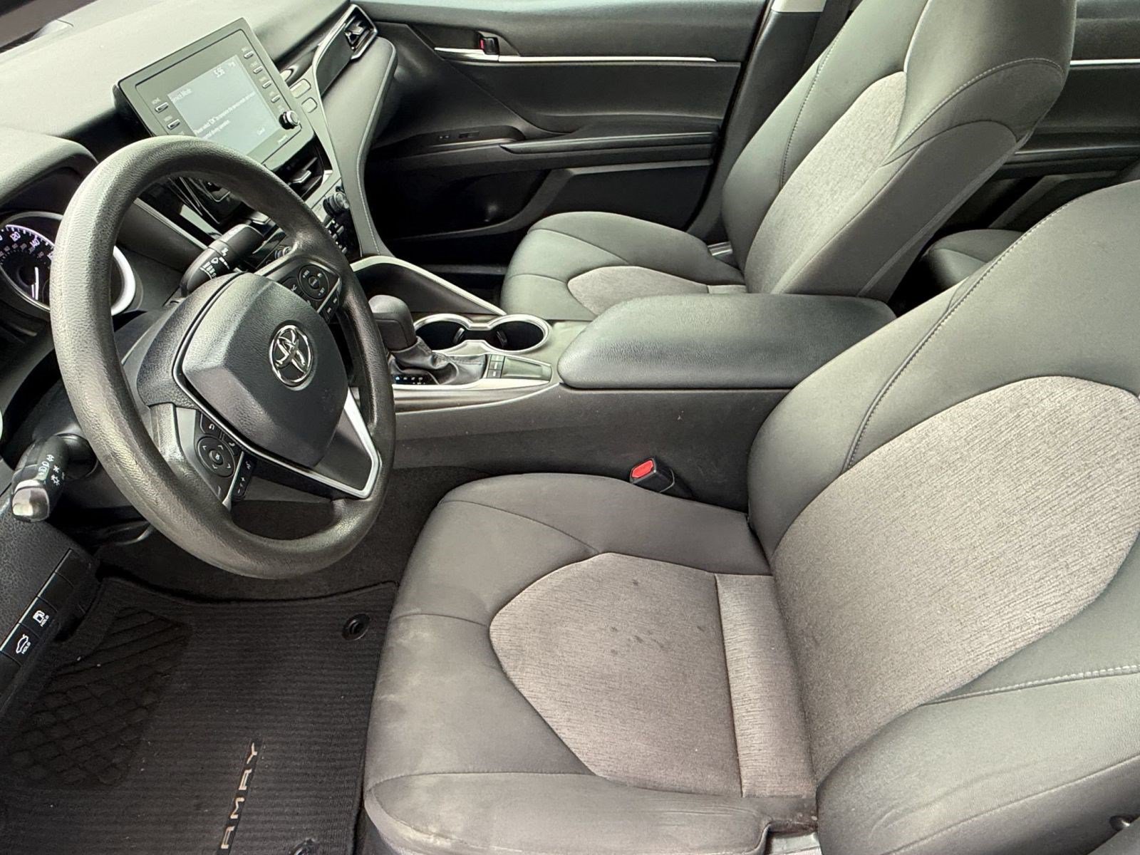 Used 2023 Toyota Camry LE w/ Convenience Package FWD image 5