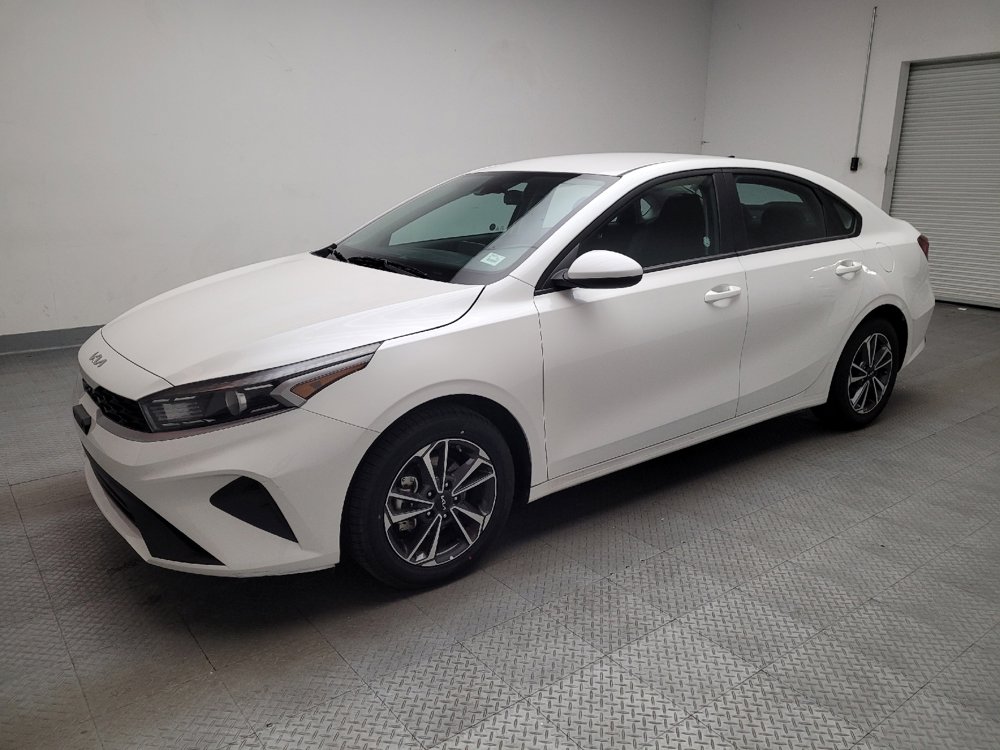 Used 2024 Kia Forte LXS image 2
