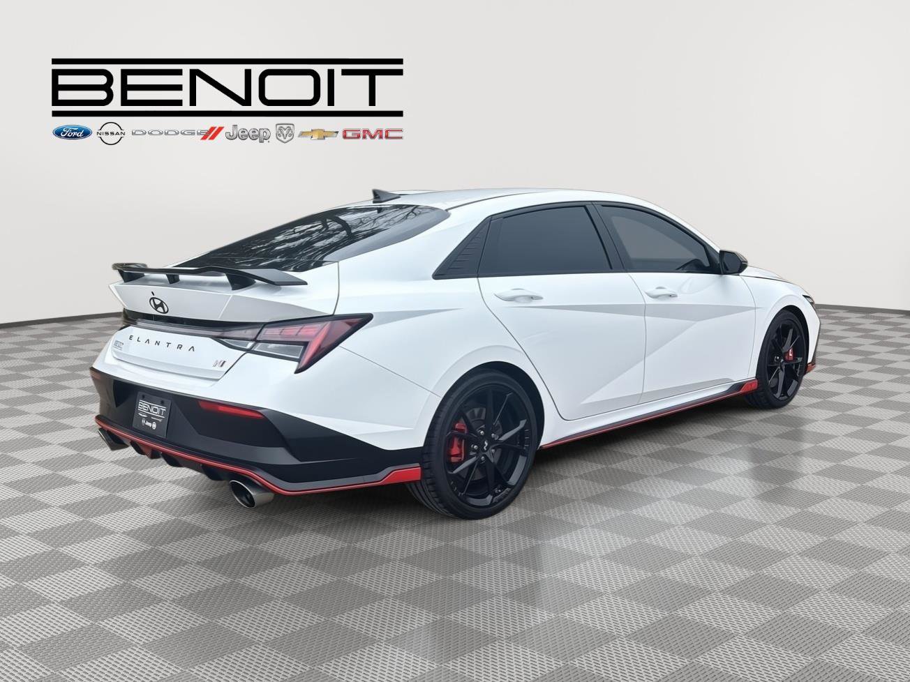 Used 2025 Hyundai Elantra N FWD image 5