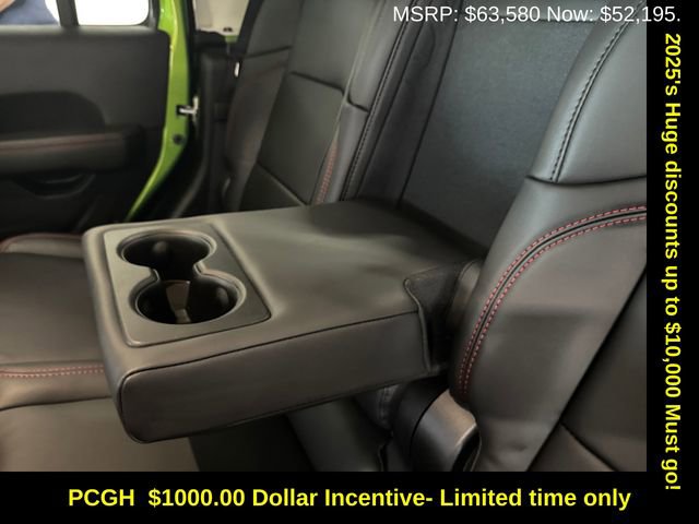 New 2025 Jeep Gladiator Rubicon w/ Safety Group image 22