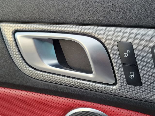 Used 2019 Mercedes-Benz SLC 300 image 13