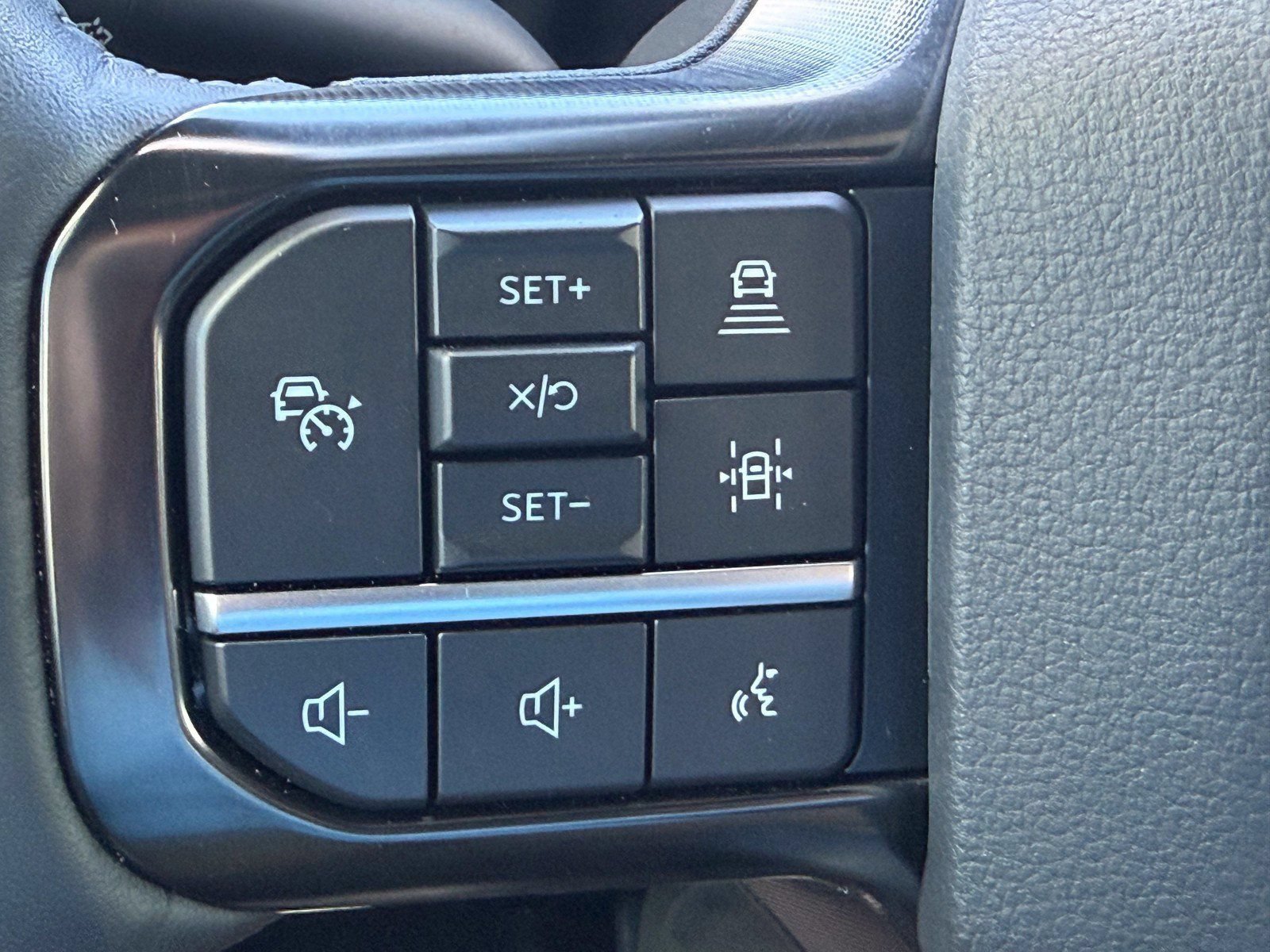 Used 2024 Ford F150 Platinum w/ Equipment Group 702A High AWD/4WD image 29