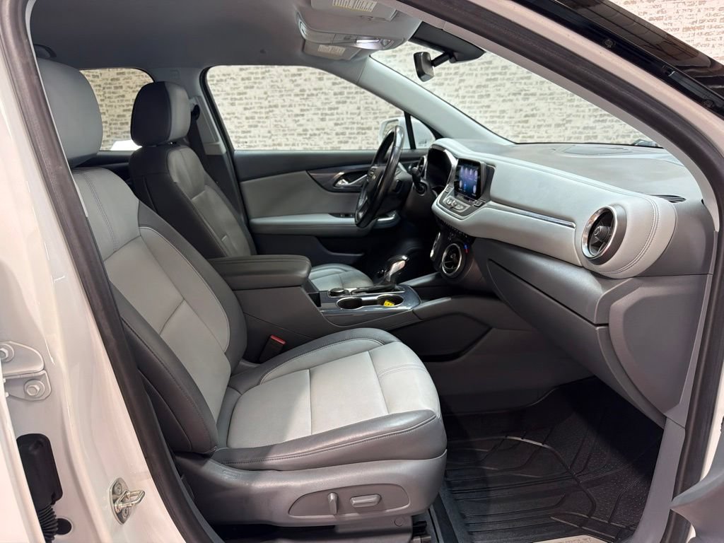 Used 2020 Chevrolet Blazer LT w/ LPO, Floor Liner Package FWD image 11