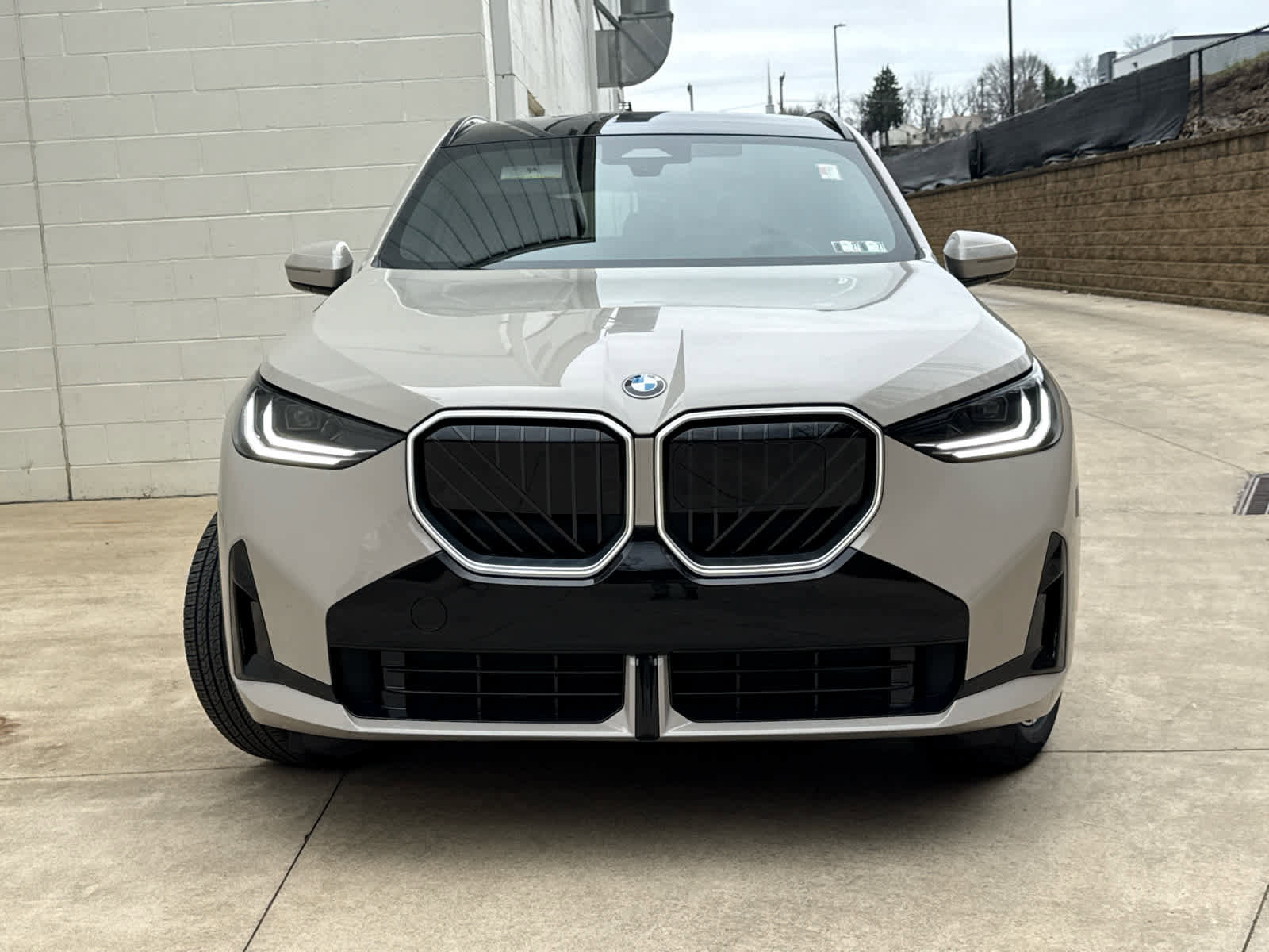 New 2026 BMW X3 xDrive30 w/ M Sport Package image 2