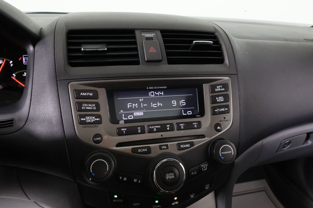 Used 2007 Honda Accord Hybrid Sedan image 36