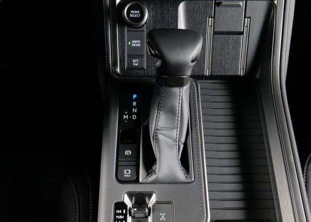 Used 2025 Lexus GX 550 550 Luxury+ w/ Accessory Package (2T) image 15