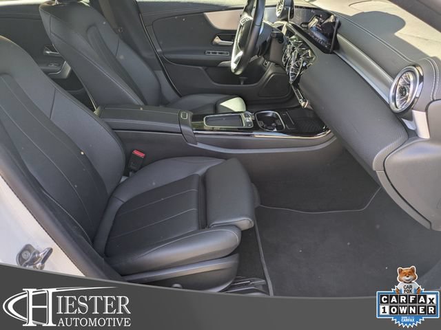 Used 2025 Mercedes-Benz CLA 250 4MATIC image 39