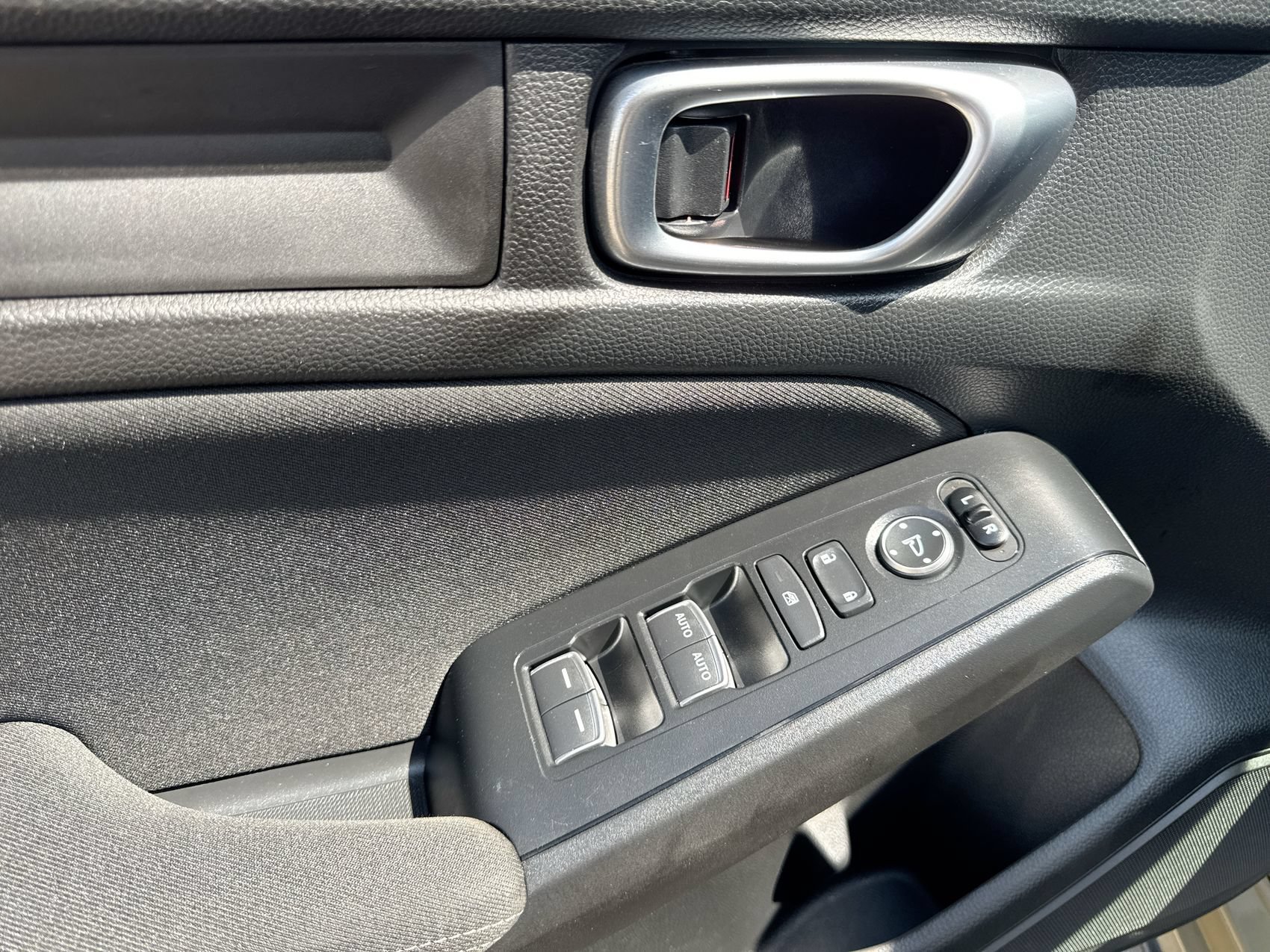 Used 2025 Honda Civic Sport image 13