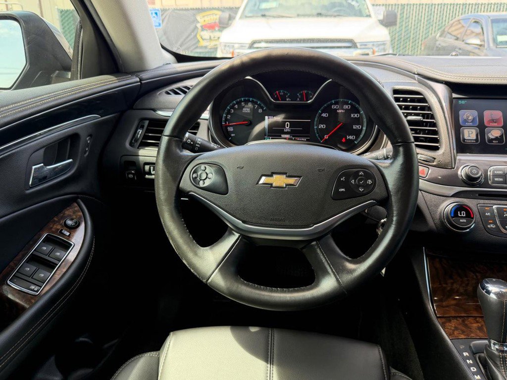 Used 2015 Chevrolet Impala LT w/ Convenience Package FWD image 27