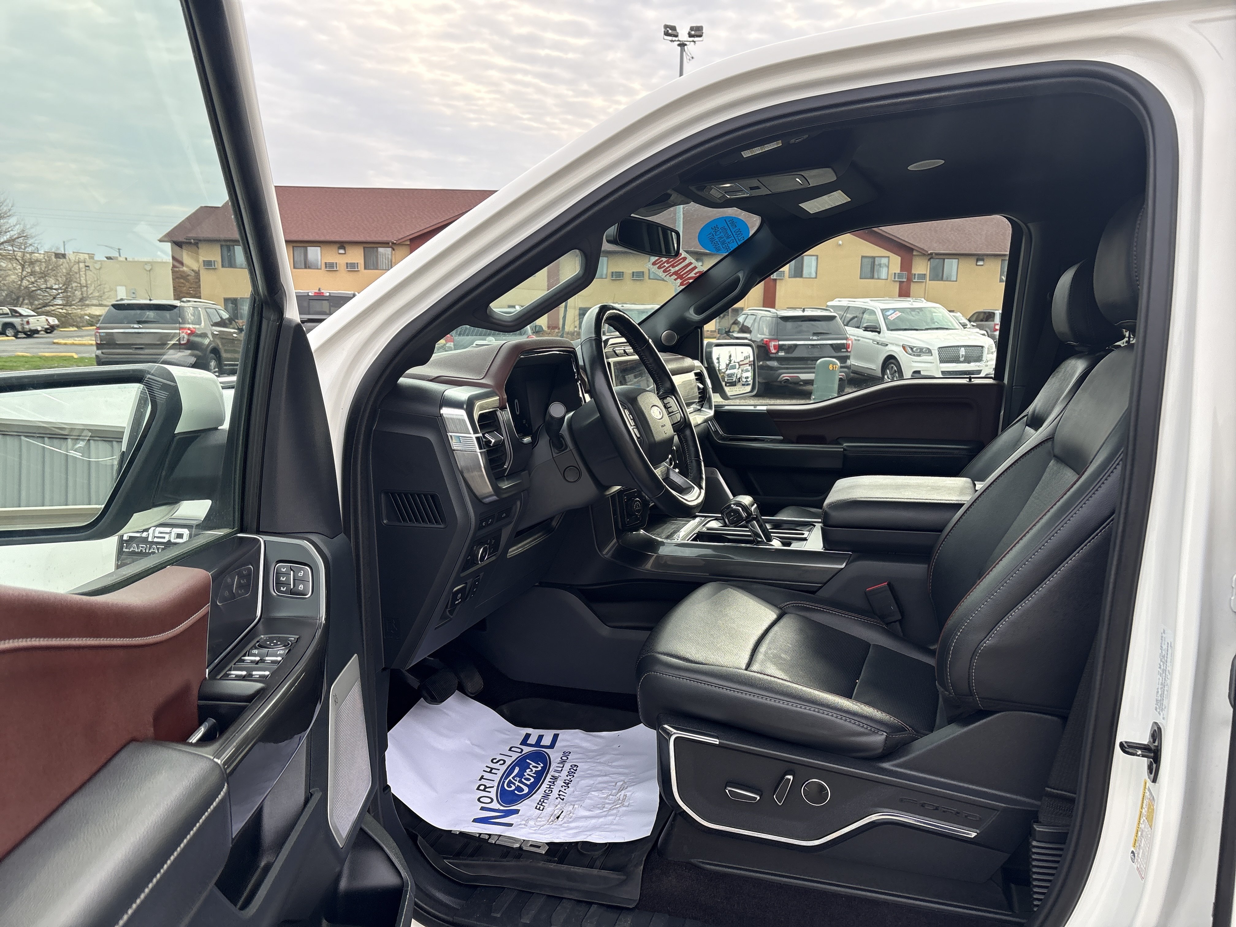 Used 2022 Ford F150 Lariat w/ Equipment Group 502A High AWD/4WD image 12