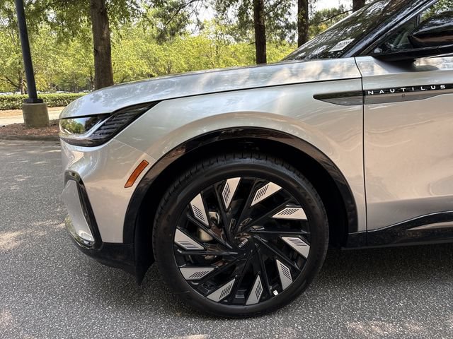 New 2026 Lincoln Nautilus Reserve AWD/4WD image 10