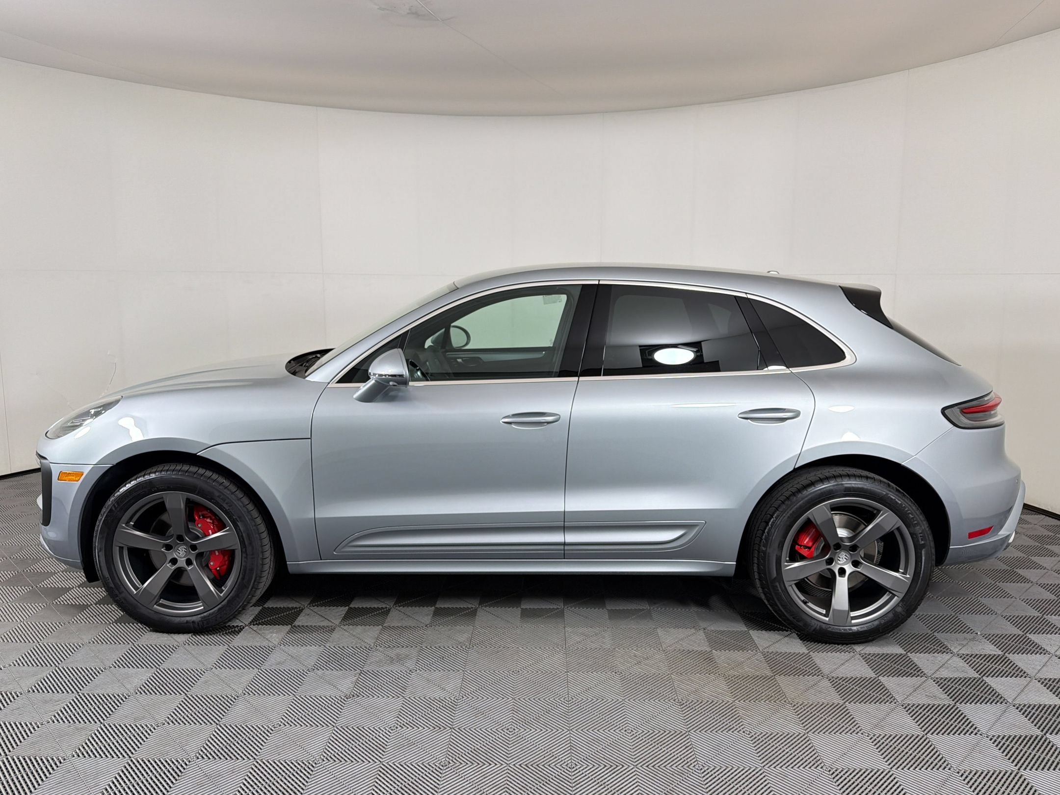 New 2026 Porsche Macan S AWD/4WD image 2