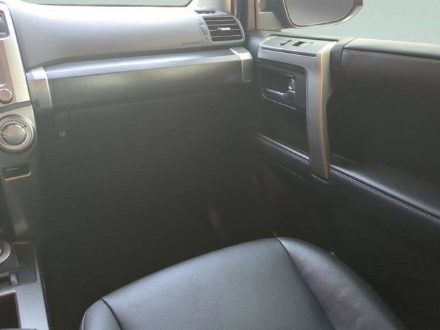 Used 2022 Toyota 4Runner TRD Sport image 12