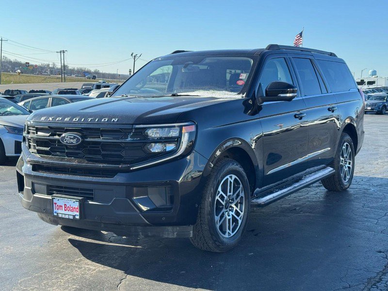 Used 2025 Ford Expedition Max Active image 8