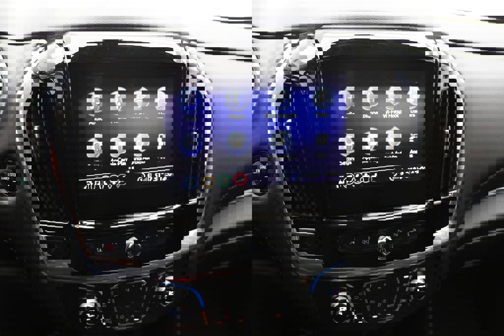 Used 2020 Chevrolet Traverse LT image 21