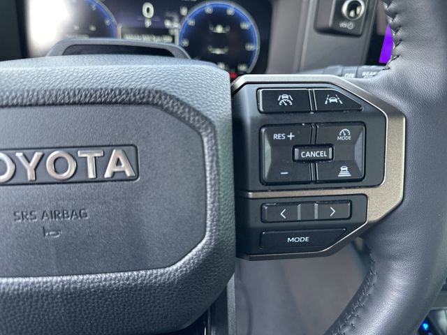 Used 2024 Toyota Land Cruiser image 12